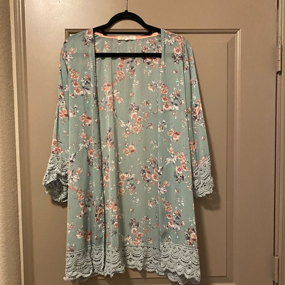 Cute mint kimono - Picture 1 of 1